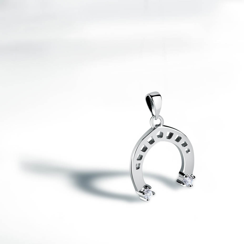OWO JEWELRY lifestyle