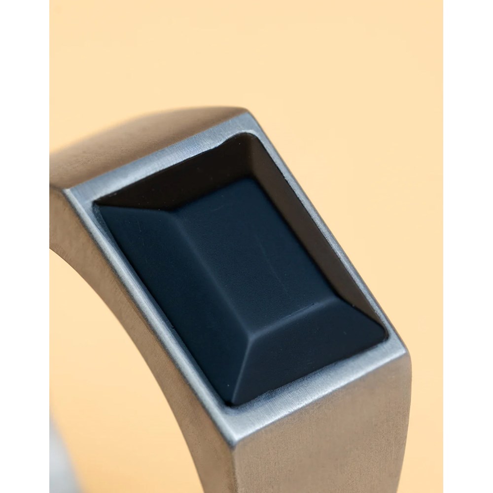 GEMINI Titanium signet ring