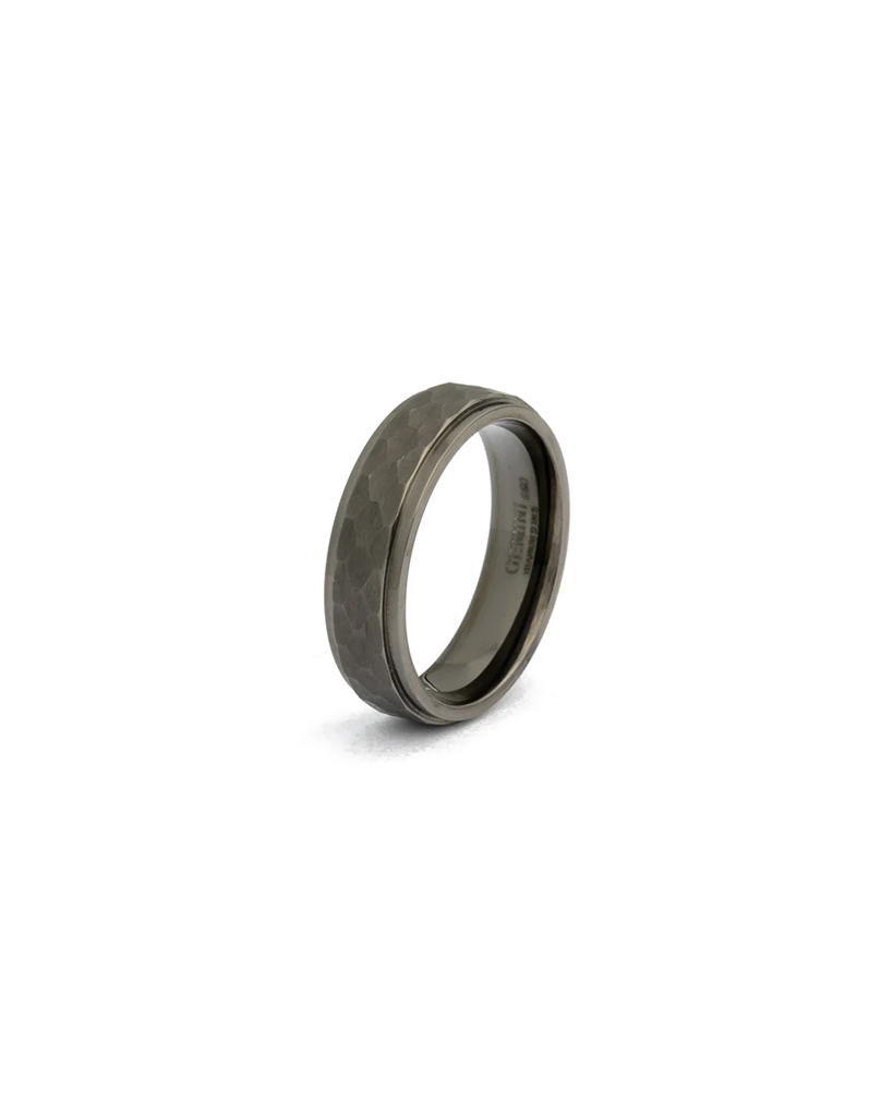GEMINI TITANIUM RING lifestyle