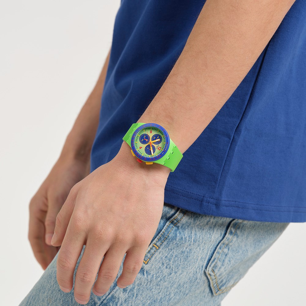 SWATCH FLOWING FRESHLY