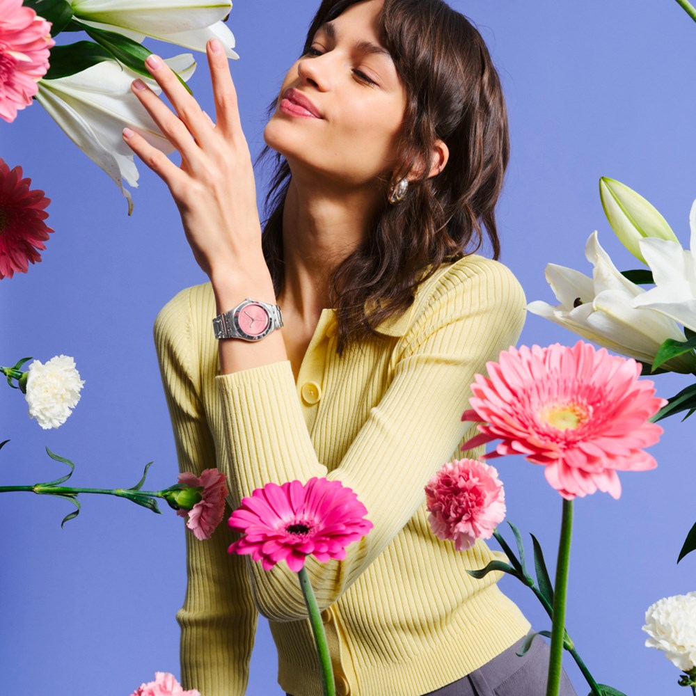 SWATCH PETAL CHARM