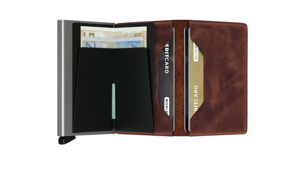 SECRID Slimwallet Vintage Brown lifestyle