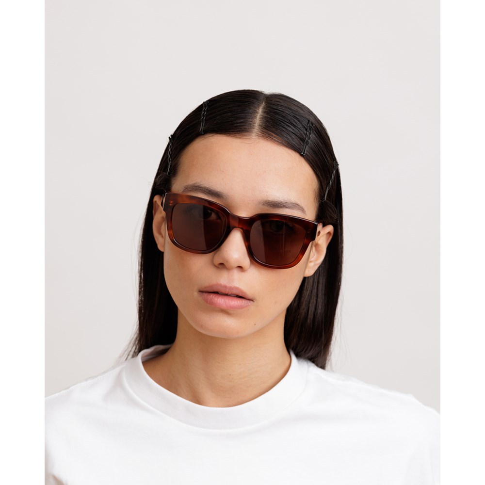 MESSYWEEKEND LIV ISO