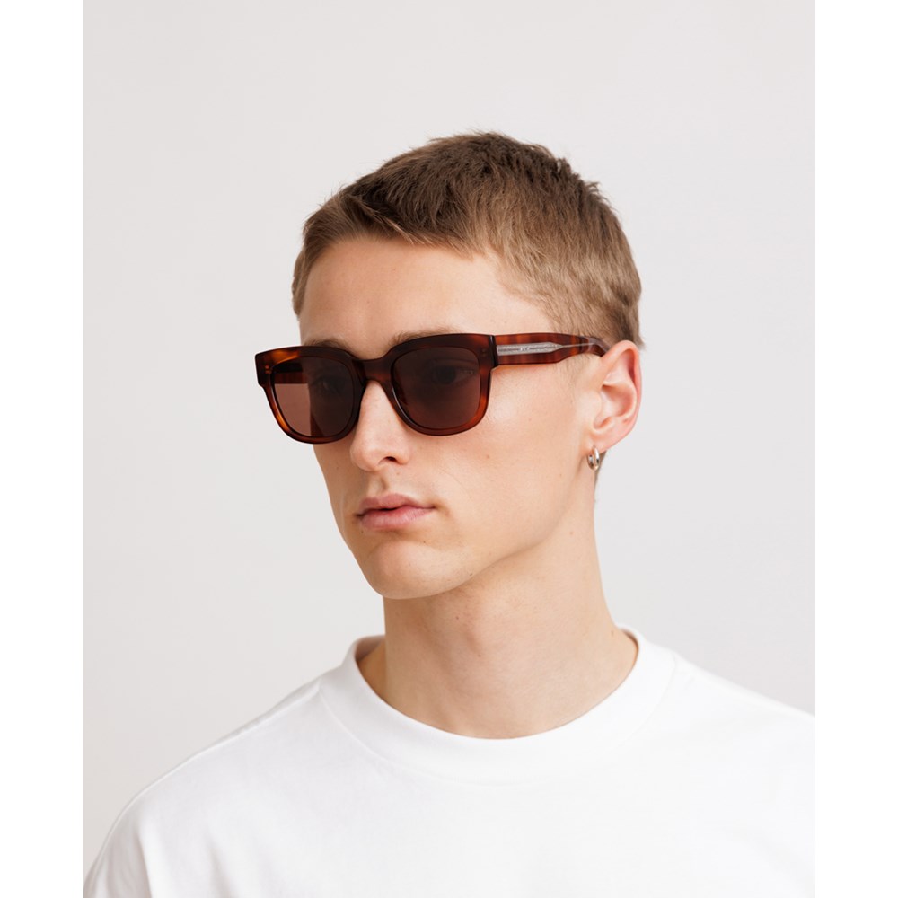 MESSYWEEKEND LIV ISO