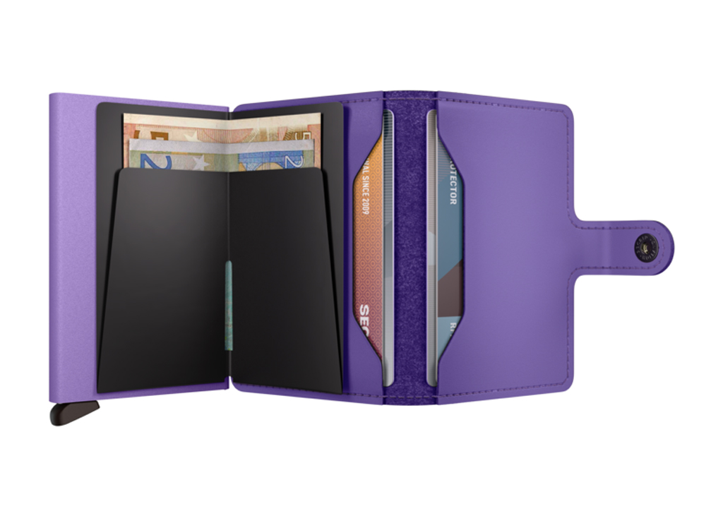 SECRID Miniwallet Yard Lilac lifestyle