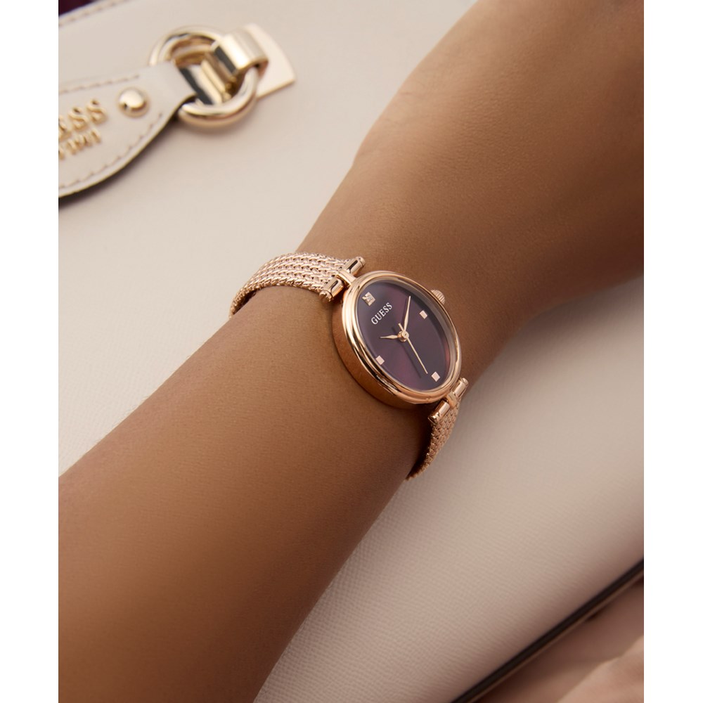 GUESS RUBY