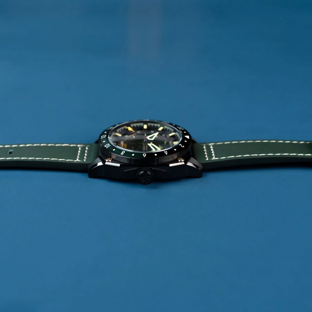 AVI-8 HAWKER HUNTER Atlas GMT Automatic