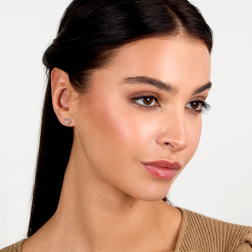 OWO JEWELRY  lifestyle