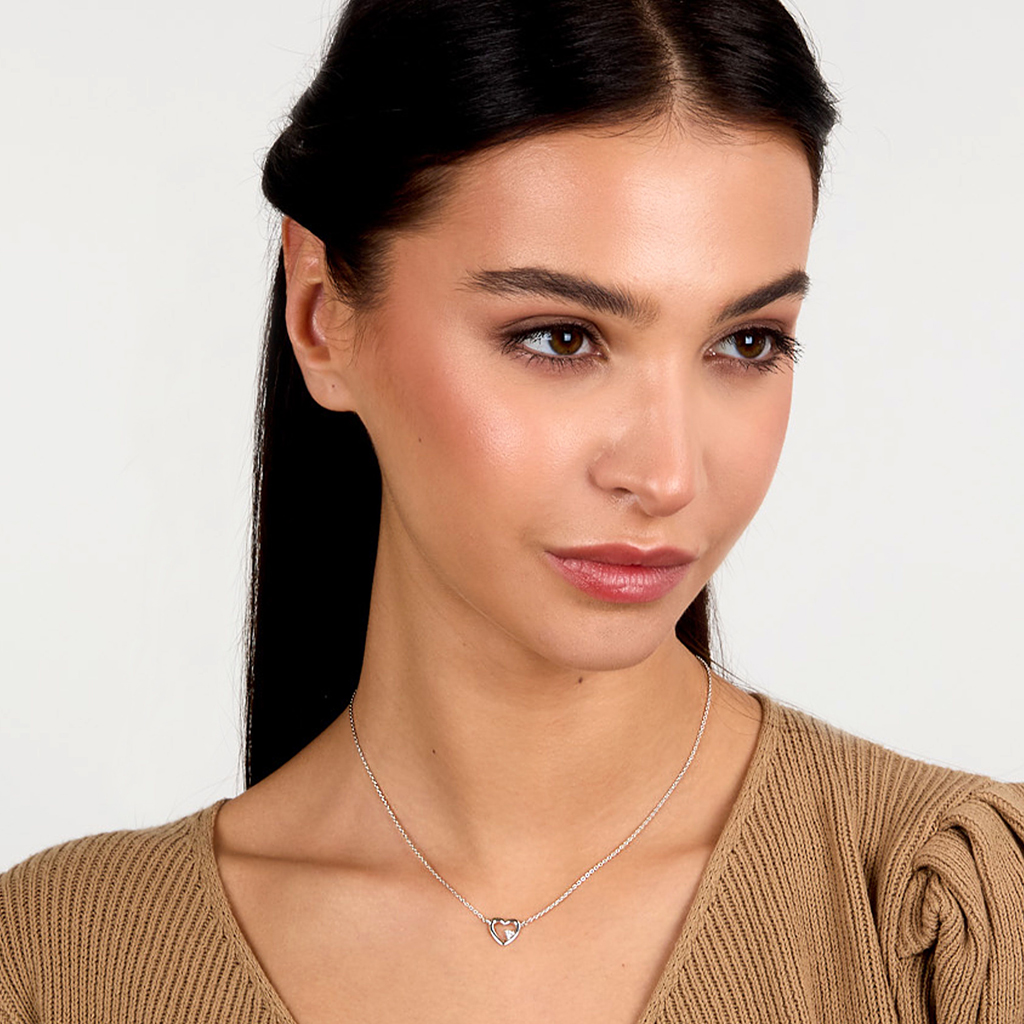 OWO JEWELRY  lifestyle