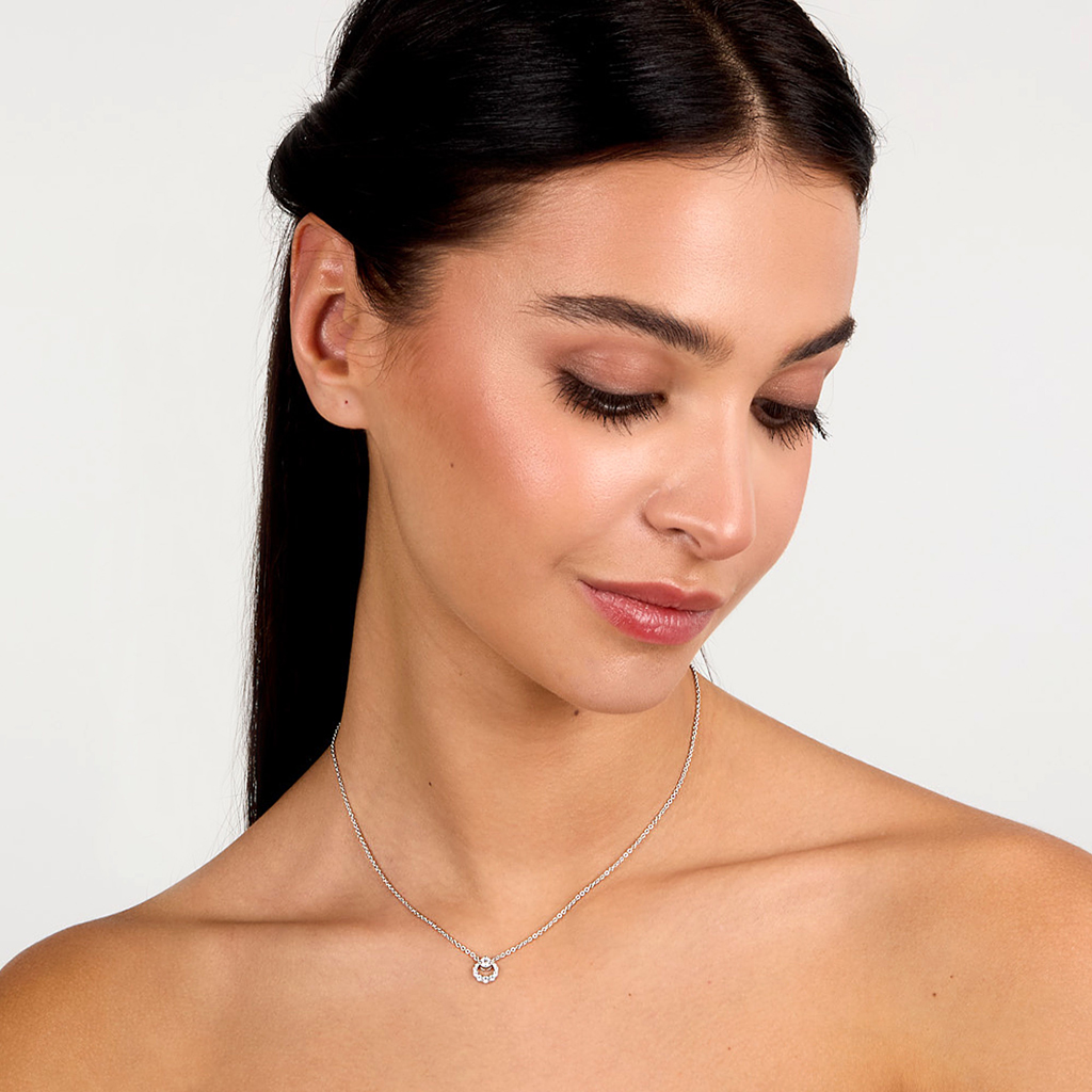 OWO JEWELRY  lifestyle