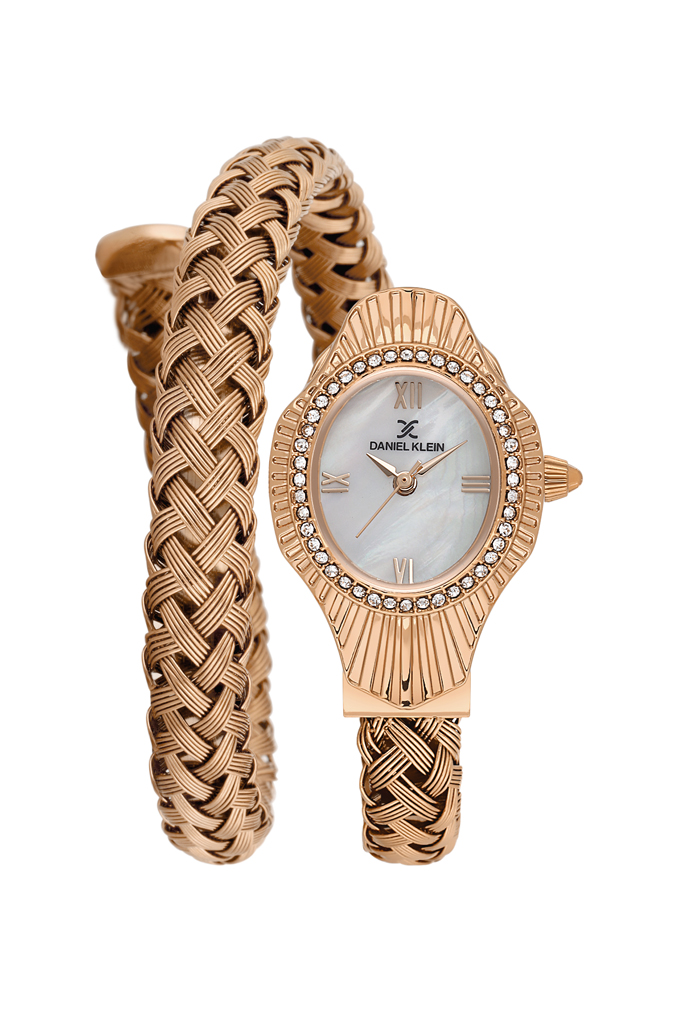 DANIEL KLEIN  lifestyle