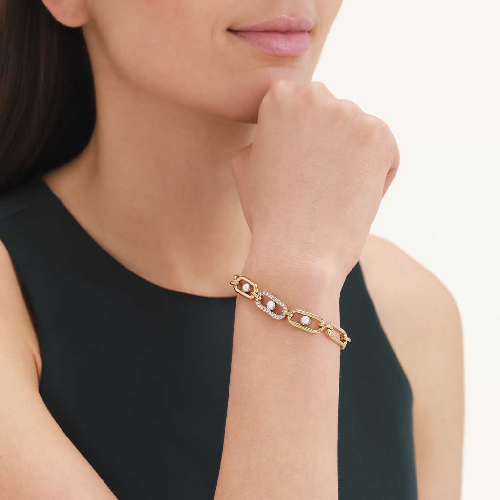 ROSEFIELD Pearl Crystals Bracelet lifestyle