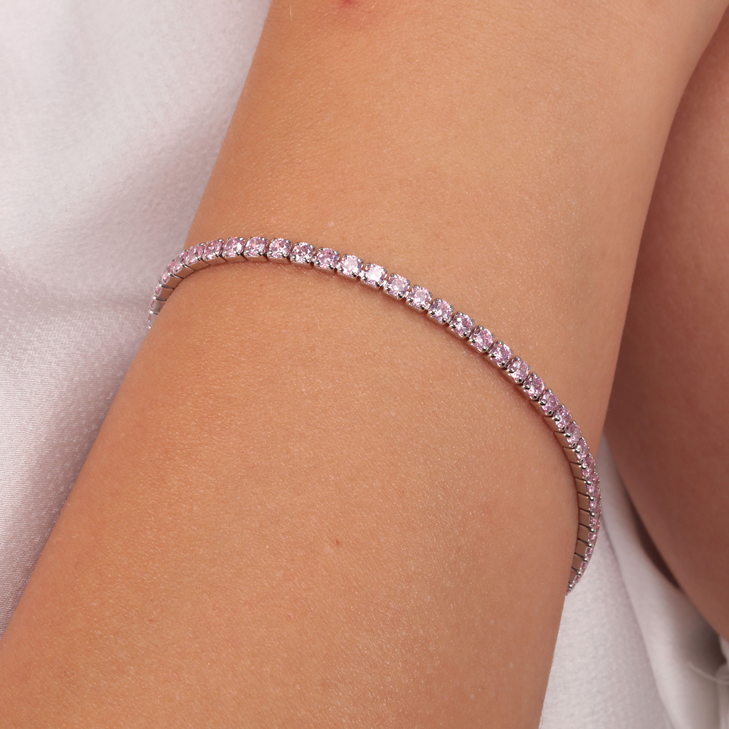 OWO JEWELRY  lifestyle
