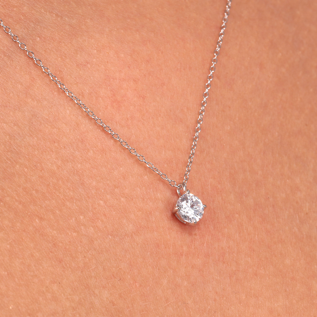 OWO JEWELRY  lifestyle