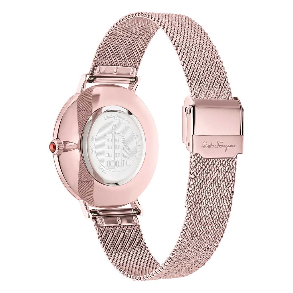 SALVATORE FERRAGAMO MINUETTO lifestyle