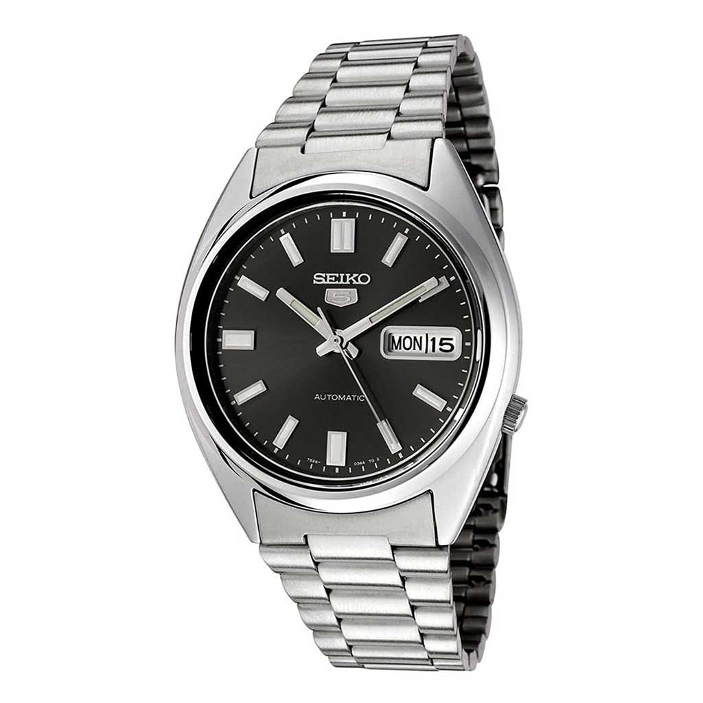 SEIKO 5 AUTOMATIC lifestyle