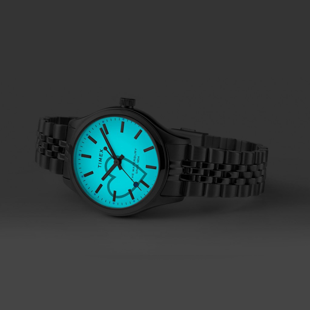 TIMEX WATERBURY NEON lifestyle