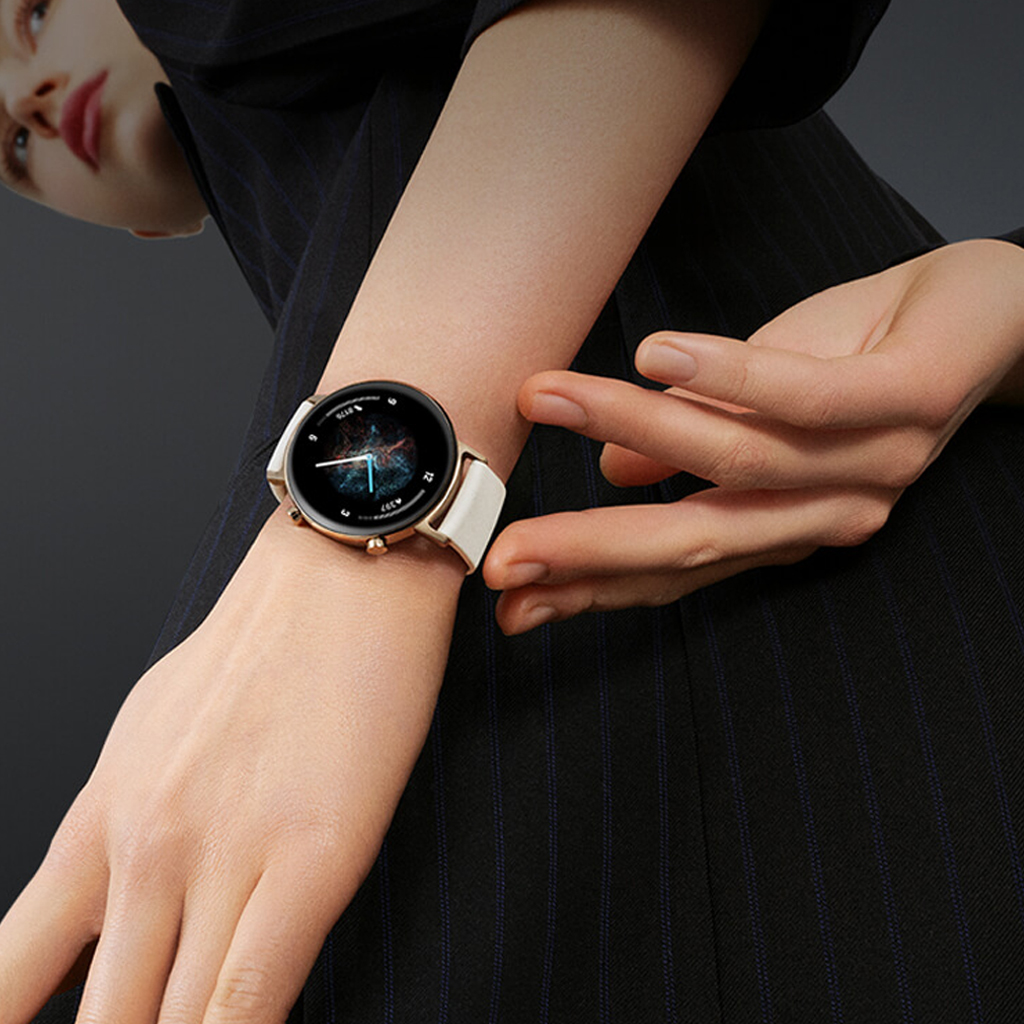 HUAWEI Watch GT 2 42 mm Classic lifestyle