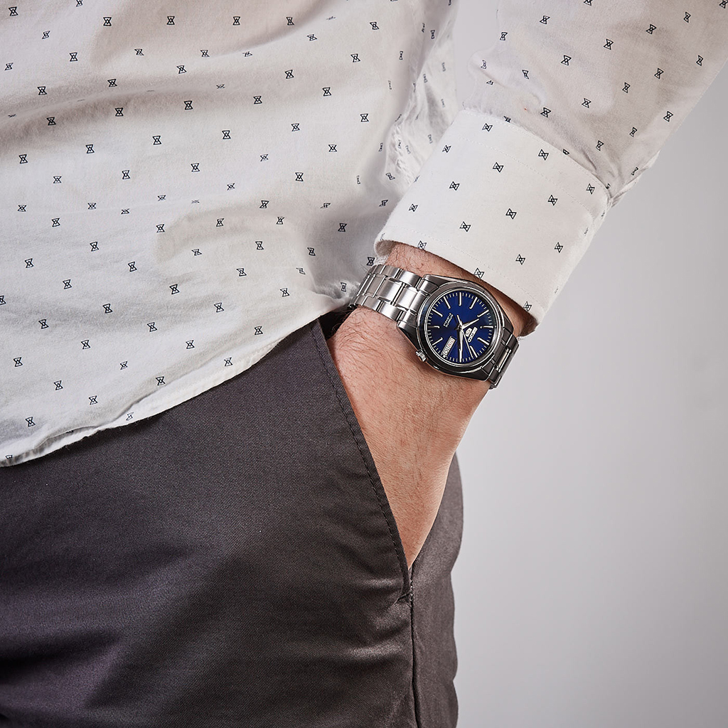 SEIKO 5 AUTOMATIC lifestyle