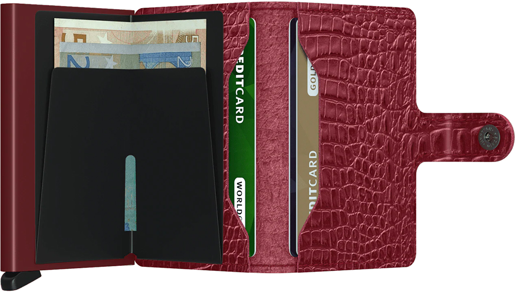 SECRID Miniwallet Nile Ruby lifestyle