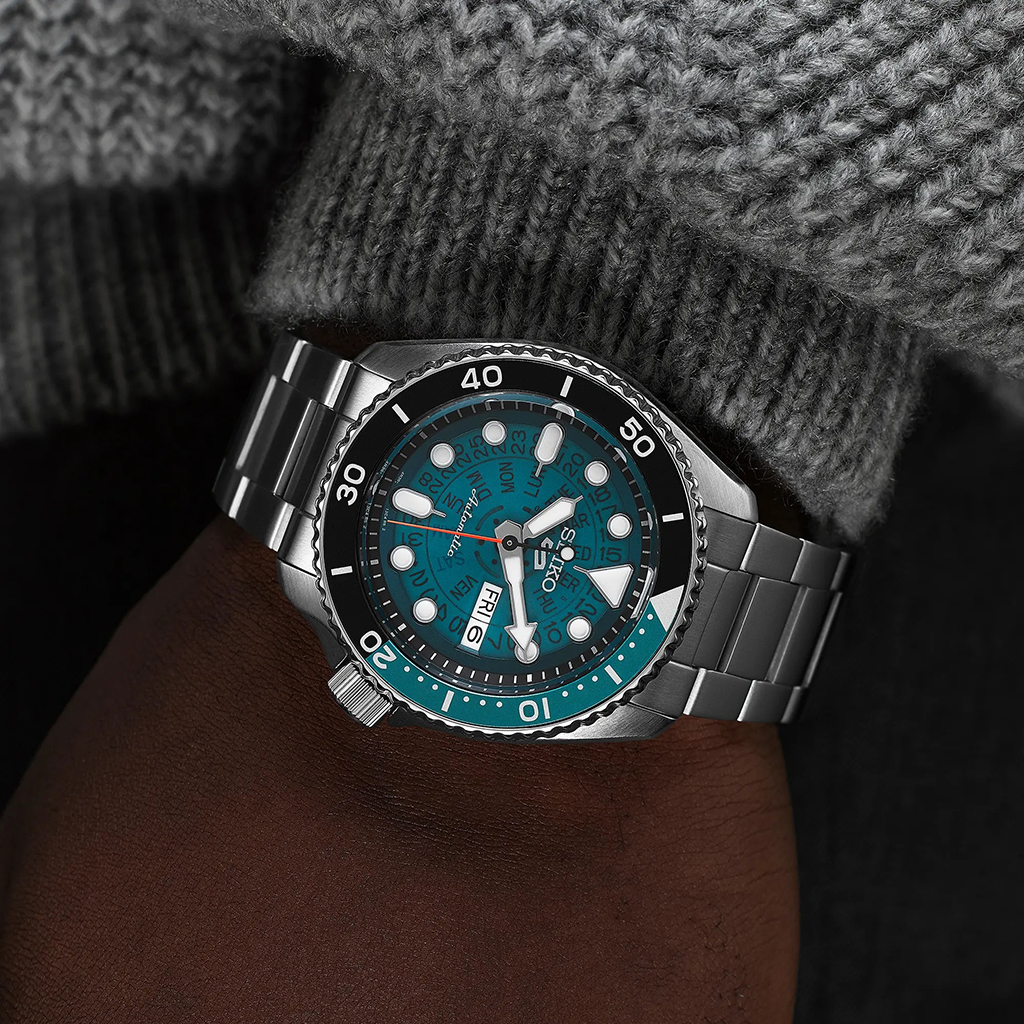 SEIKO 5 SPORTS SKX lifestyle