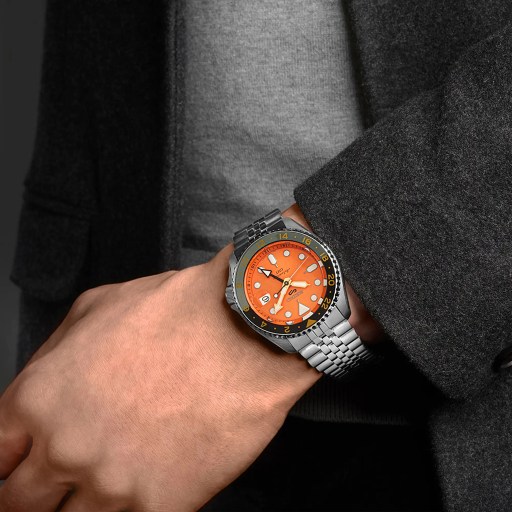 SEIKO 5 Sports ‘Mikan Orange’ lifestyle