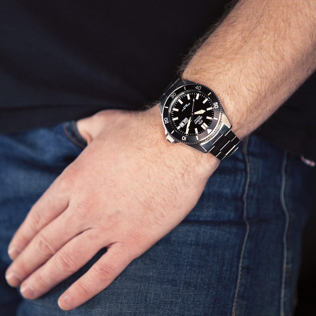 ORIENT MAKO III lifestyle