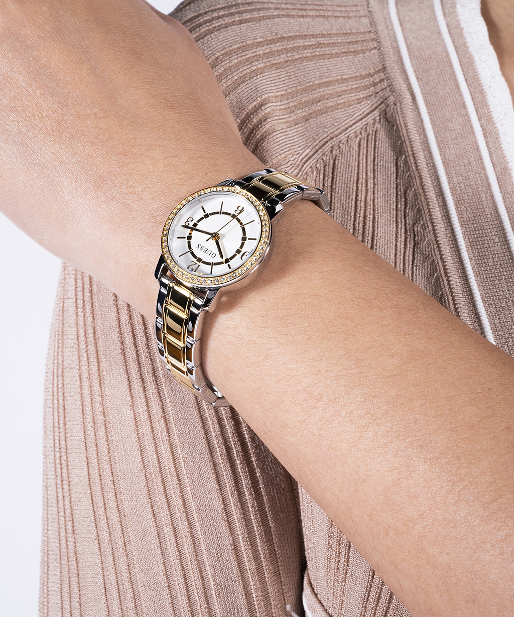 GUESS MELODY lifestyle