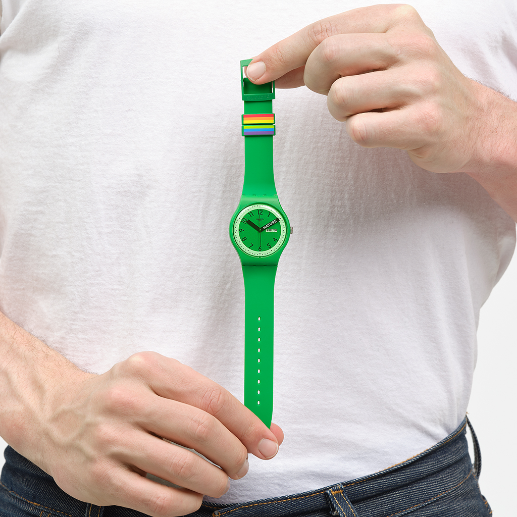 SWATCH PROUDLY GREEN lifestyle