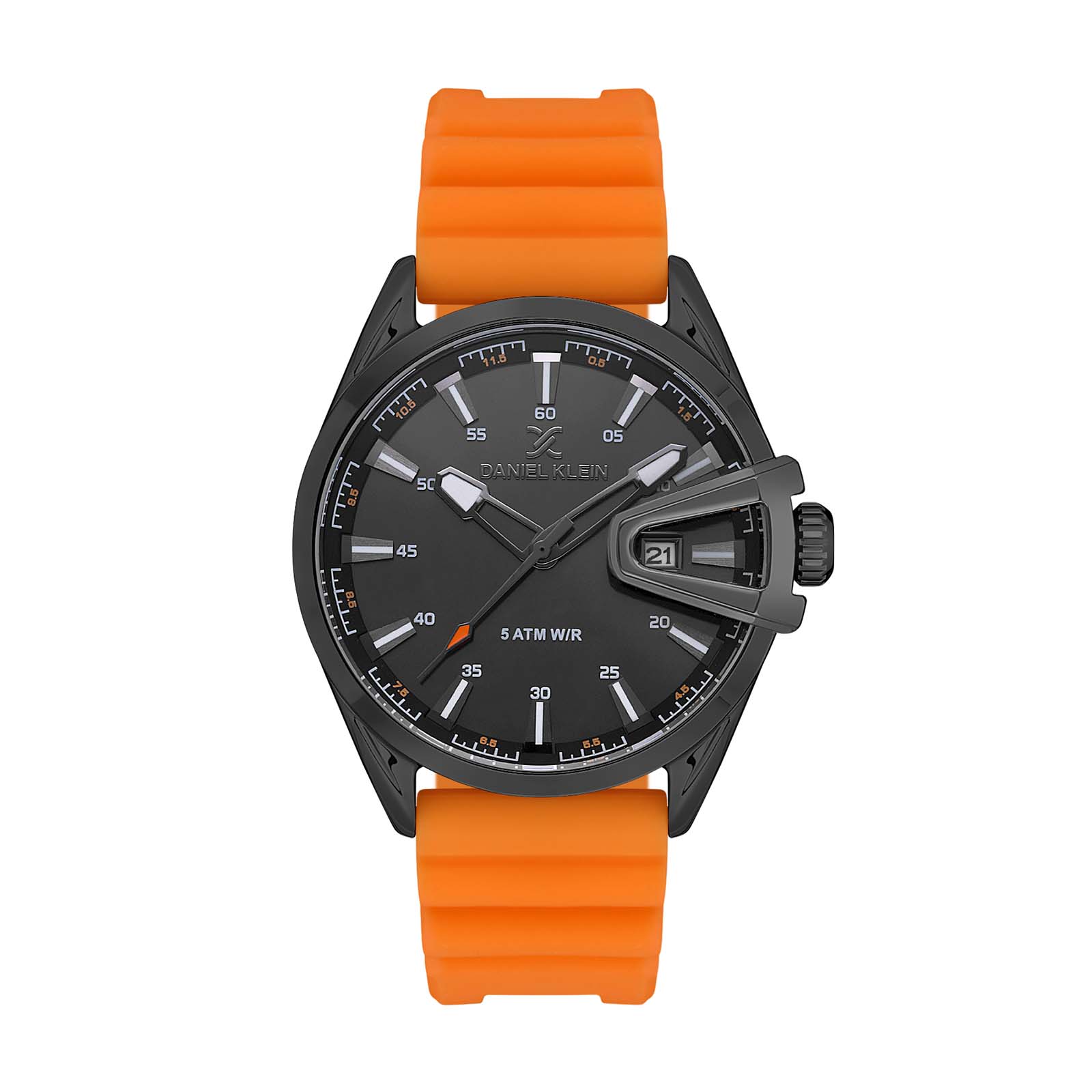DANIEL KLEIN lifestyle
