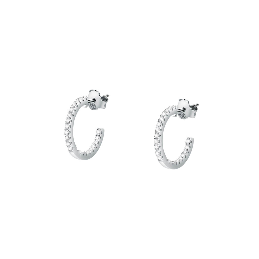 OWO JEWELRY  lifestyle